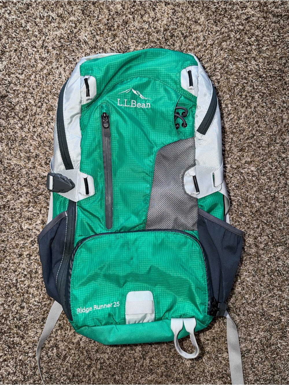 L.L.Bean Ridge Runner 25 backpack